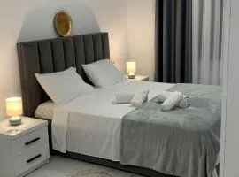 Rozafa Guest Room Center