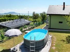 no 109 Holiday house Beautiful View with pool