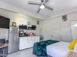 Aquoia Luxe Suite - 12min from UVF Airport