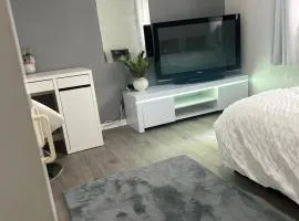 Comfortable Room In A Guest House