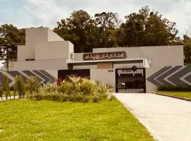 Motel San Rafael Mais