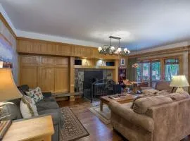 Chateaux DuMont by Summit County Mountain Retreats