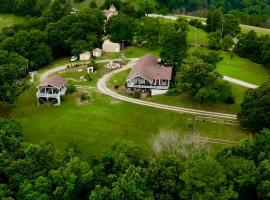 The Lookout House at The Bluebird, Hotel in Eureka Springs