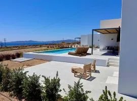 Faragas Hill Oasis Villa
