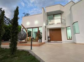 Finca Ecorivera Resort en Rivera-Huila, hotel en Rivera