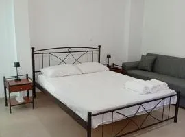 Tournis Rooms Chios