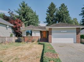 Tsawwassen 3 Bedroom Ground Suite, hotel v destinaci Delta