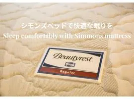 Work Friendly Room 3 min to Station Simmons Bed WiFi and Desk