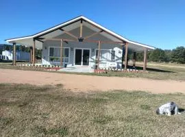 Cottonvale Country Lodge
