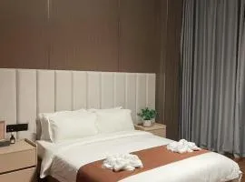 Tang Mow Hotel