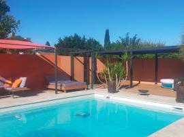 L'Amuse-Bouche, Hotel in Tresques