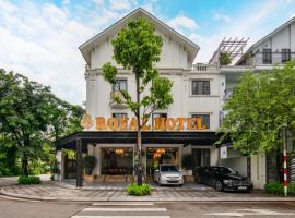 Royal Dương Nội Hotel, hotel v Hanoji