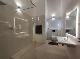 Parrot Paradise Negombo