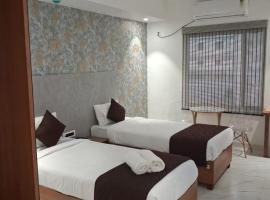 The Monarch Hotel Bagalur IT Park, hotel near Kempegowda International Airport - BLR, Bengaluru