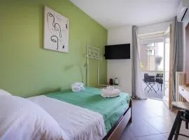 SkyGate Green – Airport Terrace Suite