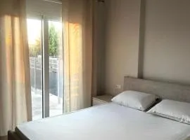 Glyfas Apartments B