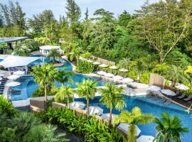 Holiday Inn Resort Phuket Karon Beach, an IHG Hotel, hotel sa Karon Beach