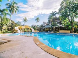 Vista Venice Resort, resort en Morong