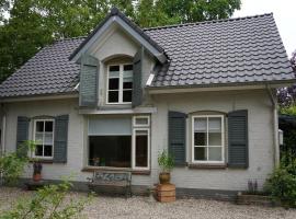 Natuurhuisje Laanzicht Ophemert: Ophemert şehrinde bir otel