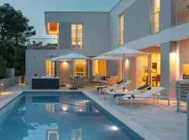 VILLA MON AMOUR by Villas Guide