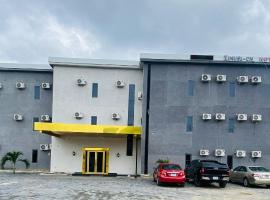 Zinuel-CH Hotel, hotel cerca de Aeropuerto Internacional de Port Harcourt - PHC, Iriebe