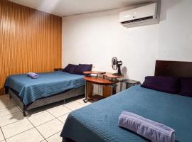 The Avocado Inn, hotel em San Pedro Sula