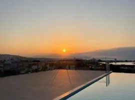 Piscine Rooftop Résidence Neuve