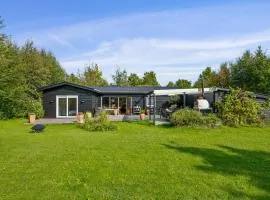 Cozy And Well-Maintained Holiday Home Close To Ebeltoft