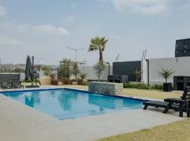 Chanty Serenity Apartment with Pool and Gym