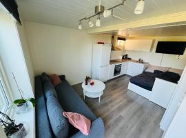 Liten,koselig studieleilighet i rolige omgivelser, hotel que aceita pets em Kristiansand