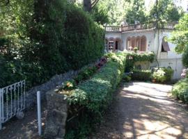 Villino a Fiuggi, hotel v destinaci Fiuggi
