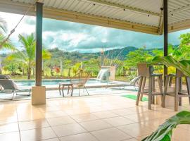 Casa Oasis Tranquility by the Pool & Greenery, hotel v destinaci Nicoya