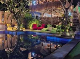 Riccio Guest House & Cafe