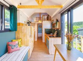 Tiny house Kapha、Les Alliésのホテル
