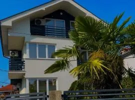 Villa Ajdinoski
