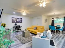 1 Mi to Dtwn and Fenced Yard Georgetown Getaway!