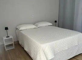 Suíte com Entrada Independente em mineiros