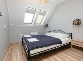 Peaceful Apartment Wrzosowo Bay with Parking by Noclegi Renters