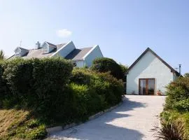 The Hut at Baywatch Bed & Breakfast
