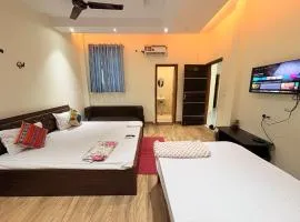 ATULYAM STAYS SUSHANT GOLF CITY LUCKNOW