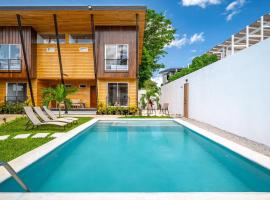 Macondo Ecolodge Heliconia - Bromelia, Hotel in Coco