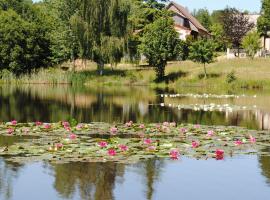 Liabaquet Gîtes, hotel dicht bij: Jumilhac Castle, Sarlande