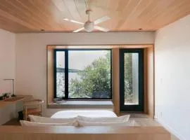 Lakeside Calm at Dimensions - Cabin One