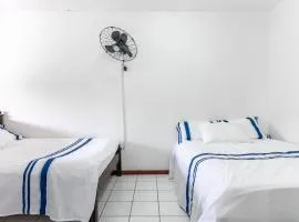 Bela Casa com Piscina-5 Quartos-SH106D