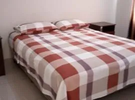Casa Elegante, Cómoda y Relájate
