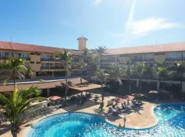 Apartamento Pé na areia ao lado do Parque Aquático - Administrado por Anfitrião