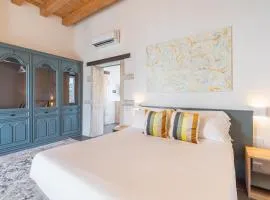 La Dimora di San Nicola Ortigia Boutique Apartments - Terrace & Jacuzzi Access