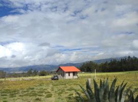 Casa de campo San Marcos, chal&eacute; alpino em Pujil&iacute;