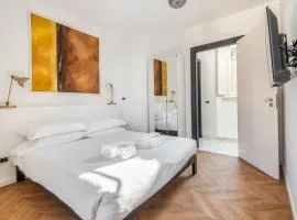 Duomo3'-Skylight-IdroPool-Private-Cinema-FreePark