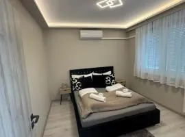 Zora Apartman